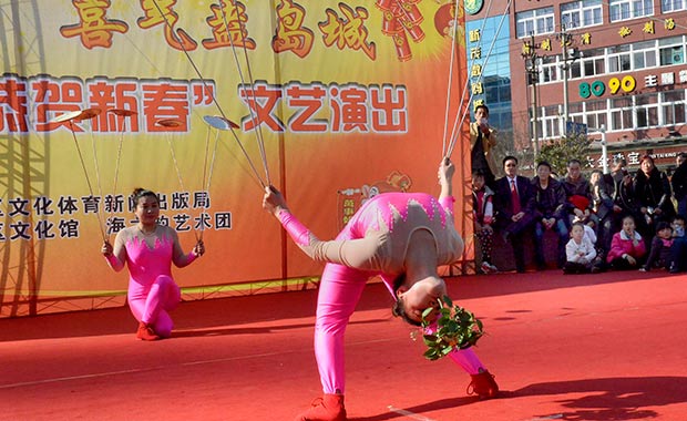 浙江舟山：民间绝活闹新春