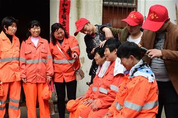 合肥：理发送祝福