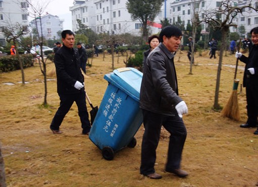 帮群众致富 为党旗增辉