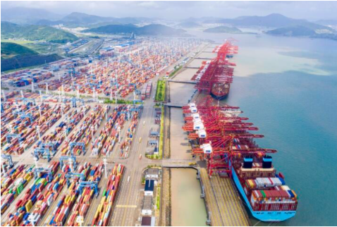 新華時評丨外貿之“穩”折射中國經濟之“韌”