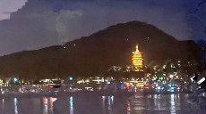 杭州西湖出现海市蜃楼景象
