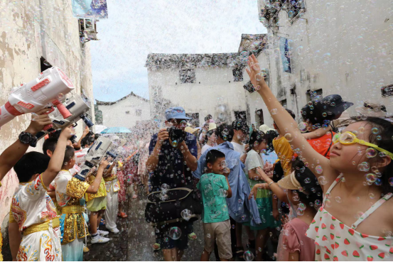 “洗街”“喜街”“嬉街”，桐廬這個300多年歷史的夏日民俗你知道嗎？