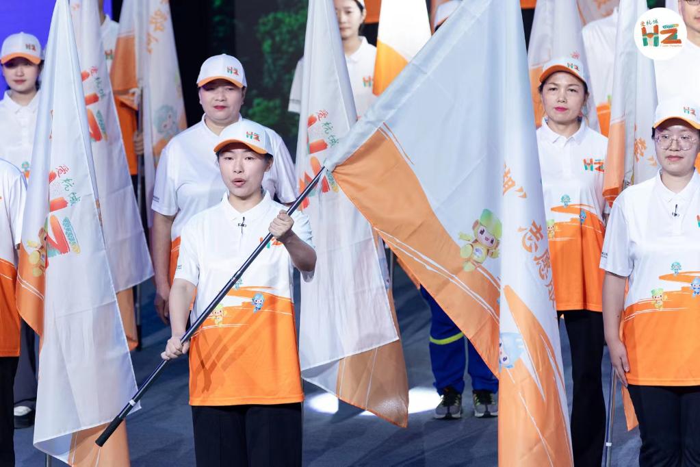 让城市闪烁志愿服务光芒——杭州亚运会城市志愿者观察